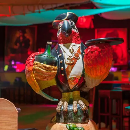 Du Parc - Pirates Hotel *