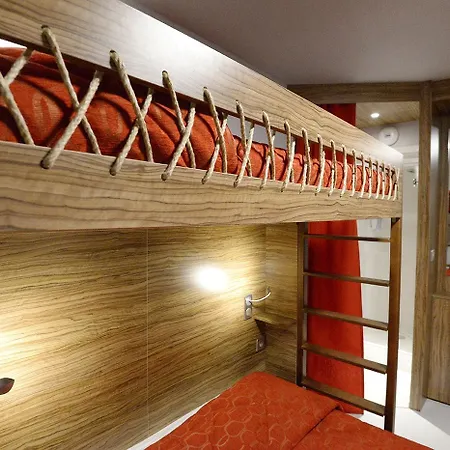 Du Parc - Pirates Hotel